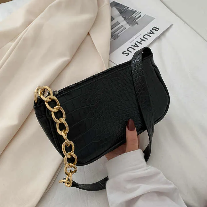 حقائب كتف عادية انيقه للنساء - Stylish shoulder bags for women