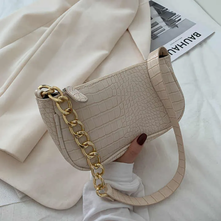حقائب كتف عادية انيقه للنساء - Stylish shoulder bags for women