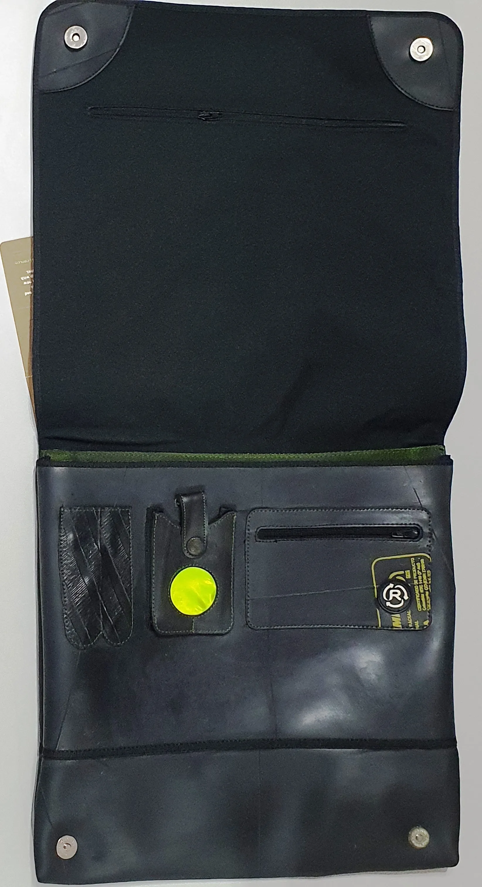 Cyclus Rubber Messenger Bag