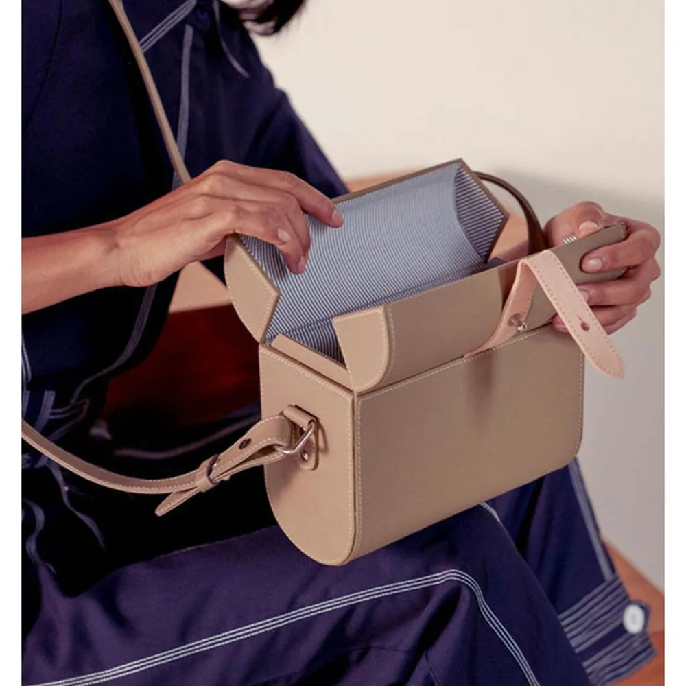 Nappa Dori Mouse Capsule Sling