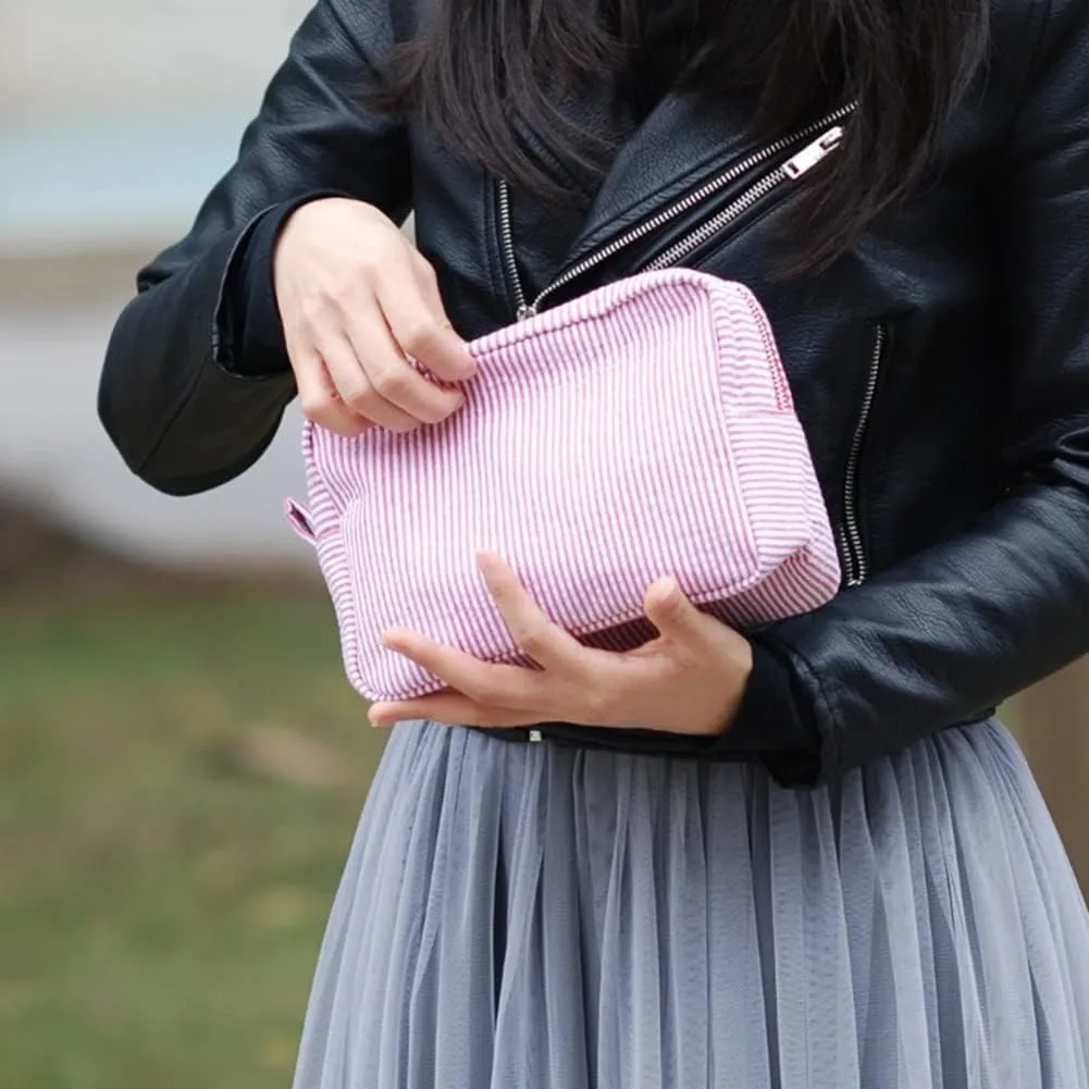 Seersucker Cosmetic Bag Travel Toiletry Bag Zipper Closure Travel Makeup Bag Organizer Portable Large Waterproof Nylon for Women
