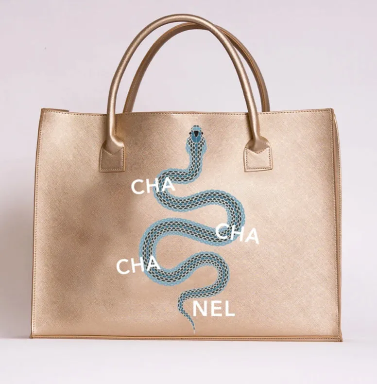 Vegan Leather Tote  (Cha cha cha nel- champagne )